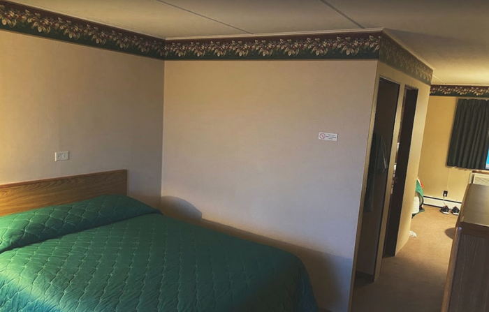 The Guest House (Lawson Motel) - From Web Listing (newer photo)